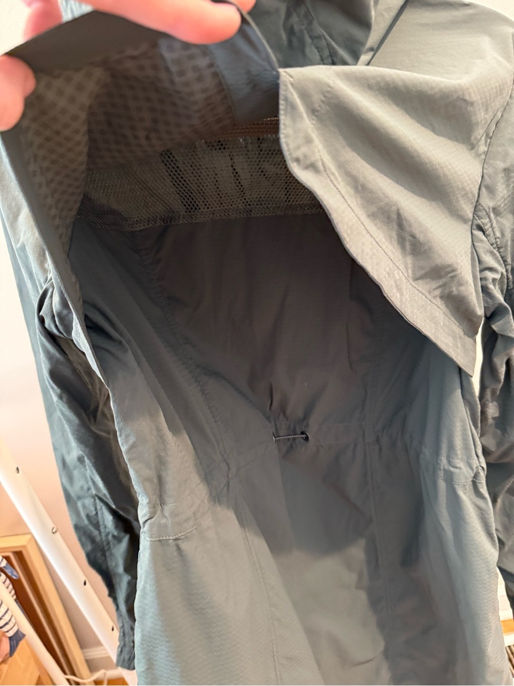 Athleta Drippity Hooded Windbreaker Jacket - Green - Size M - Picture 8 of 15